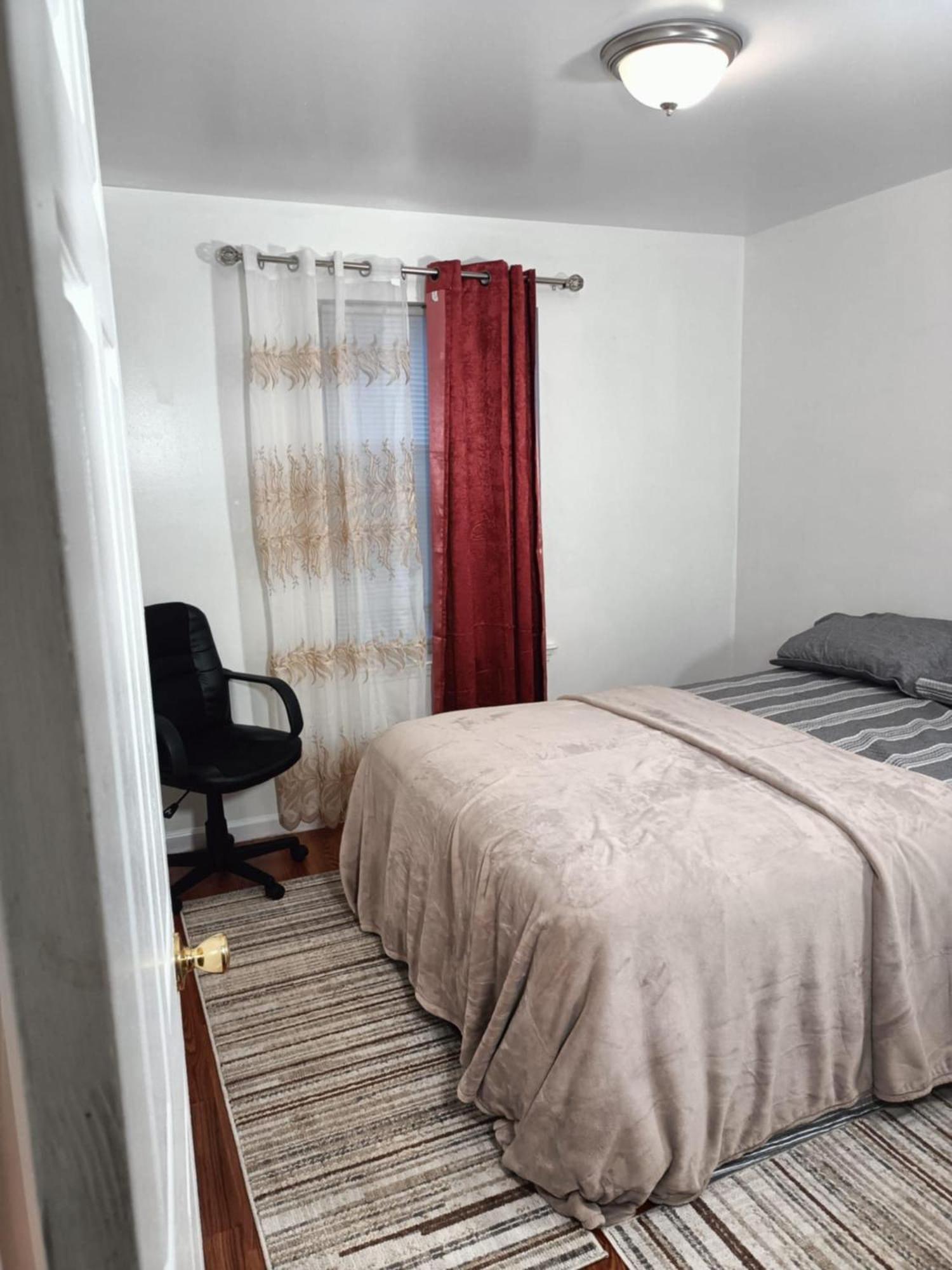 Fada Guest House - 38 Yates Ave Нюарк Екстериор снимка