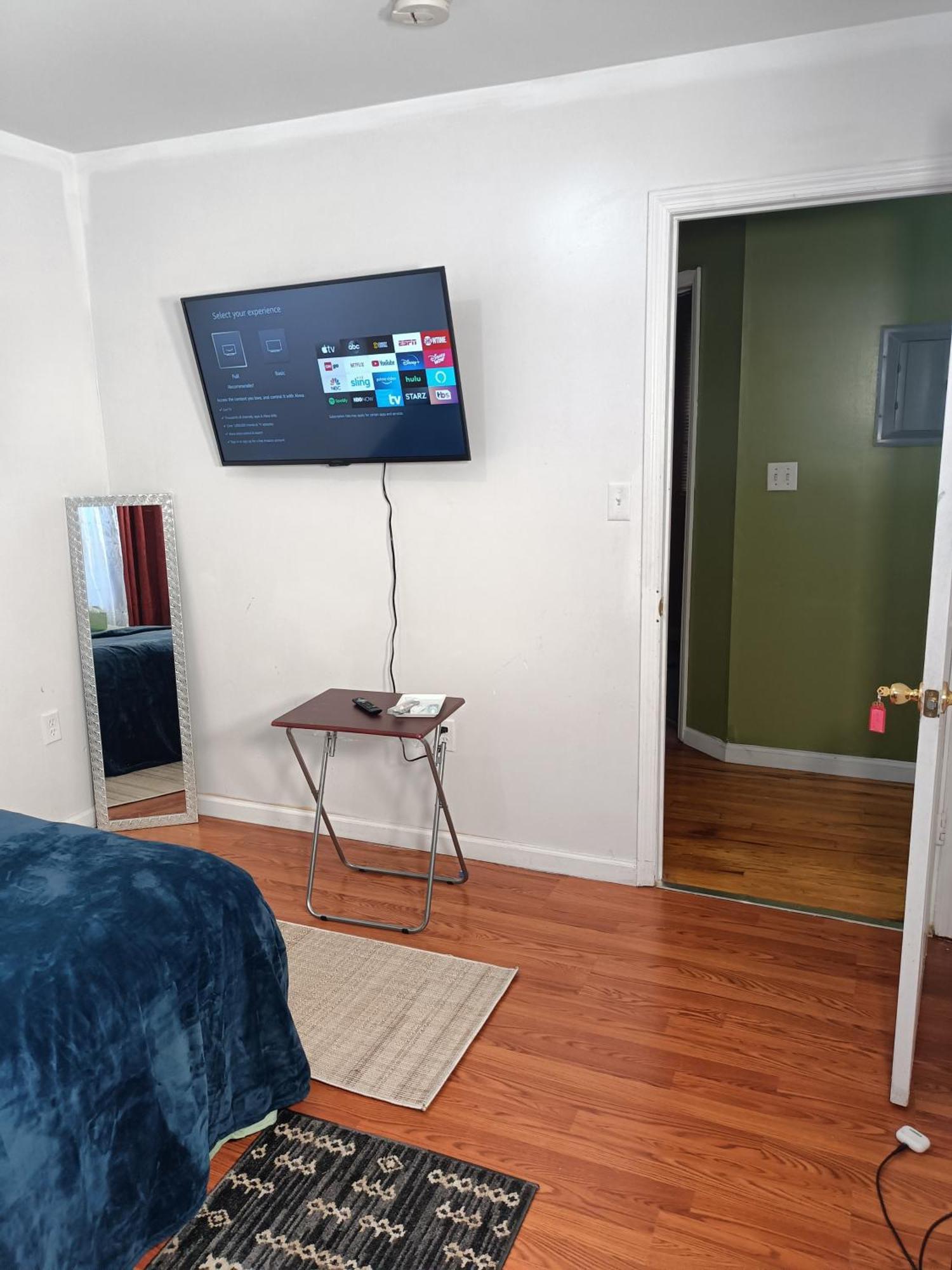 Fada Guest House - 38 Yates Ave Нюарк Екстериор снимка